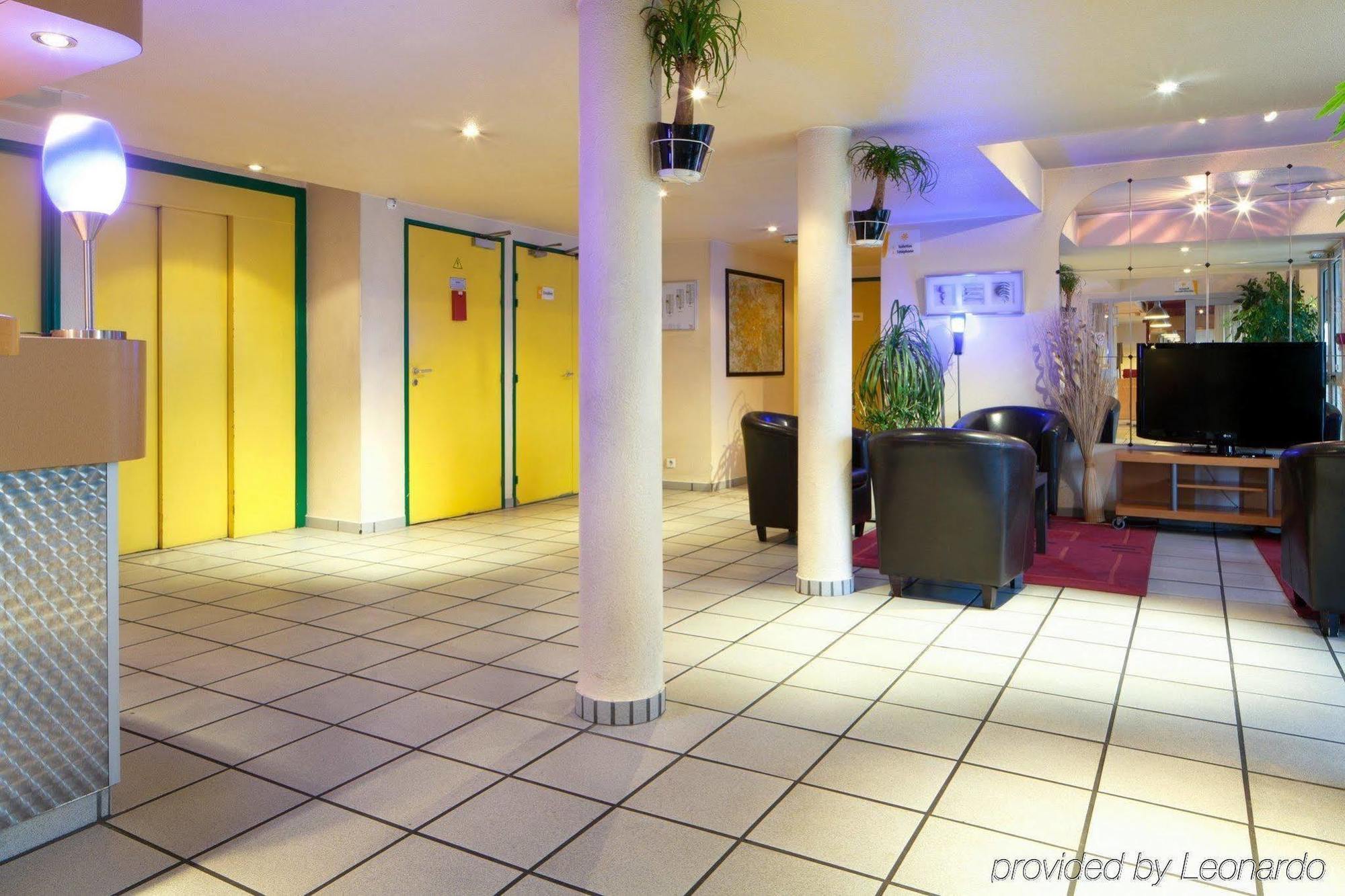 Ibis Budget Chilly-Mazarin Les Champarts Exterior foto